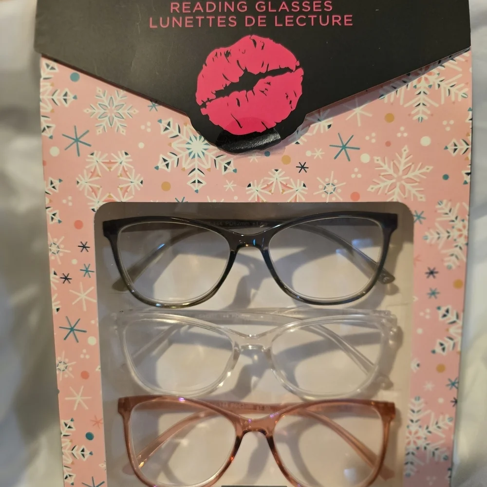 Betsey Johnson Reading Glasses Set - Black, Clear, Pink